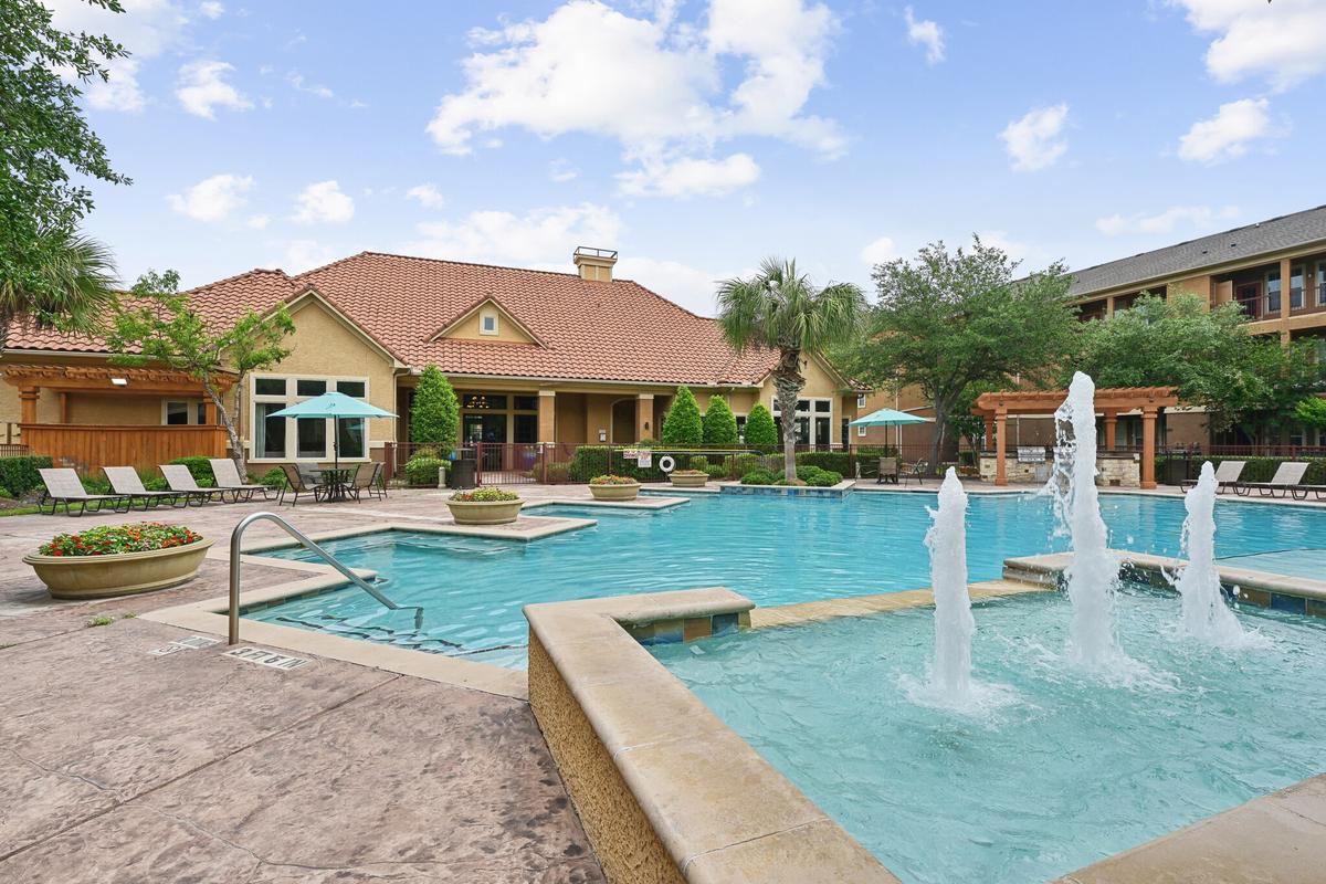 Pool 2